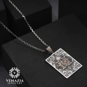 1 Anka Kuşu Ve Harfli Gümüş Kolye Modeli