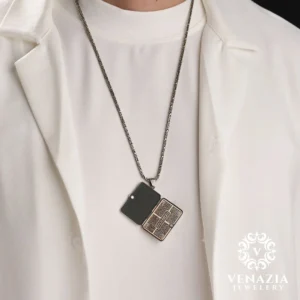 Kapaklı Gümüş Erkek Kolye