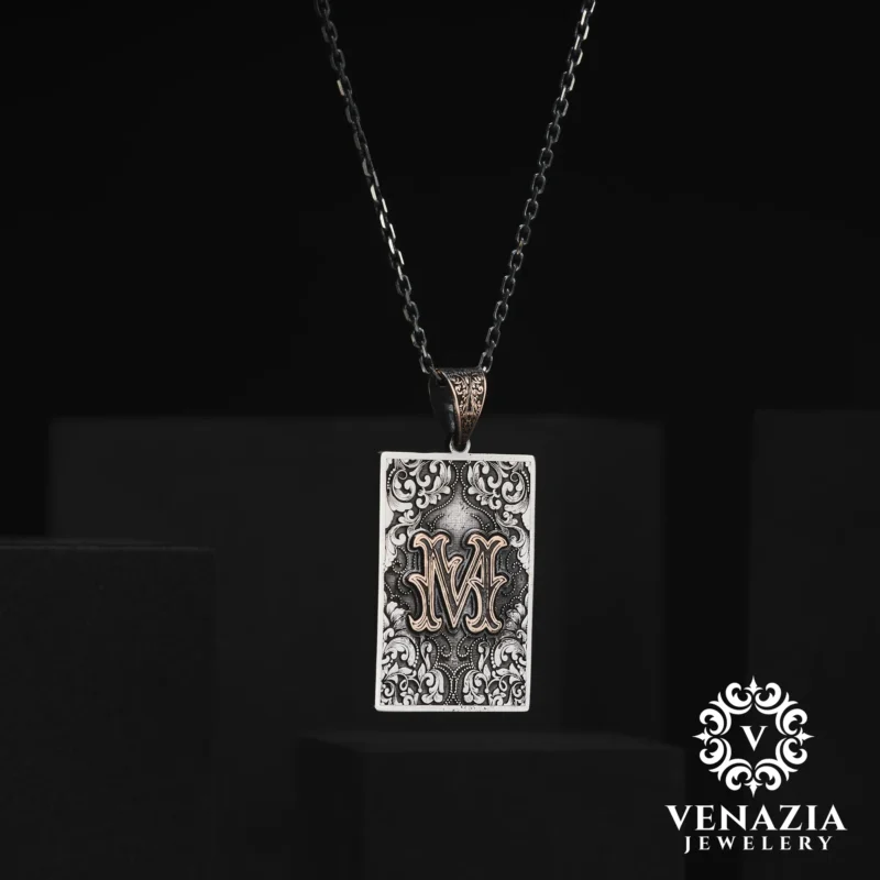 4 Anka Kuşu Ve Harfli Gümüş Kolye Modeli