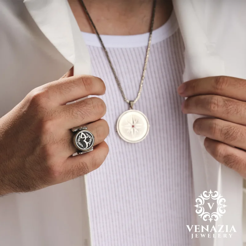 5 Kördüğüm Gibi Sevmek Kapaklı Erkek Gümüş Yüzük Modeli