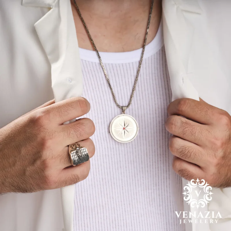 Aslan Kapaklı Gümüş Yüzük Modeli