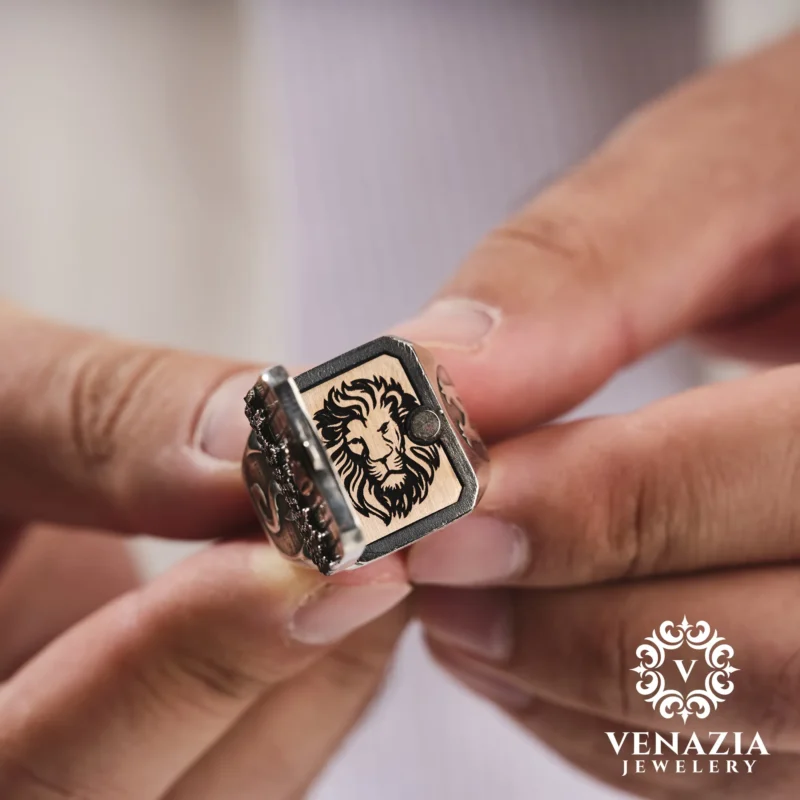 Aslan Kapaklı Gümüş Yüzük Modeli