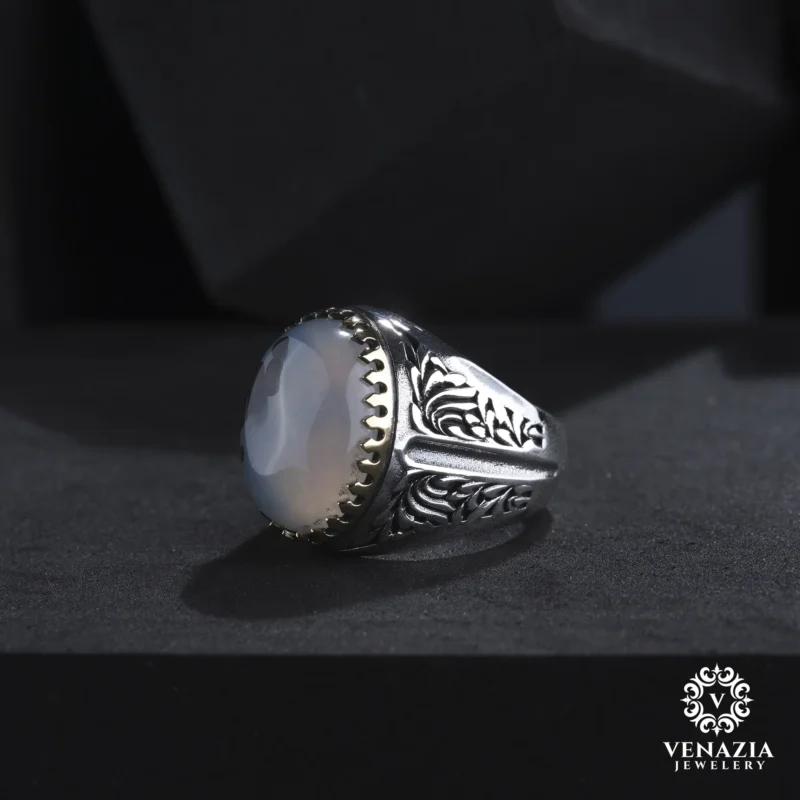 Akik Taşlı Gümüş Yüzük Modeli