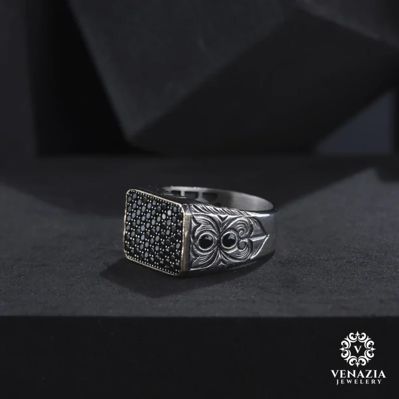 VeNAZIA 30-10-20232583 copy Taşlı Gümüş Erkek Yüzük Modeli