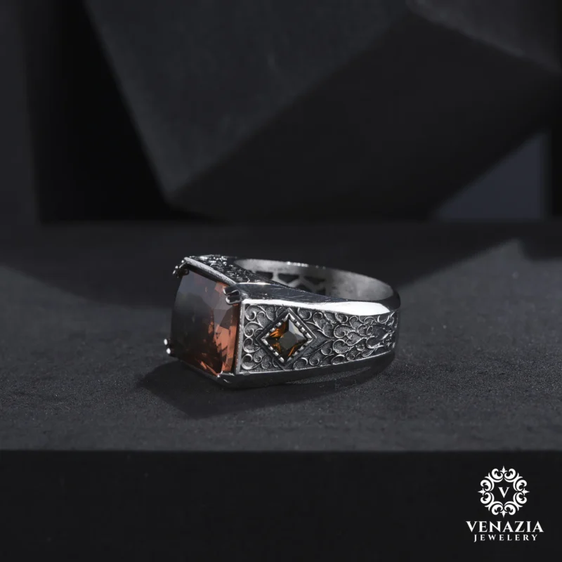 Taşlı Gümüş Yüzük Modeli