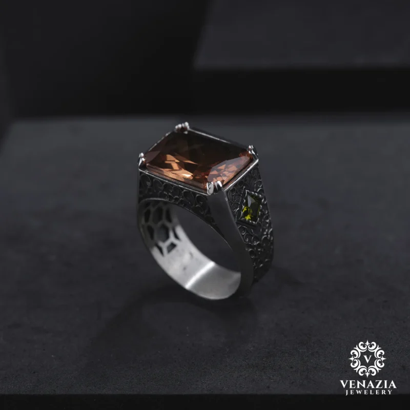 Taşlı Gümüş Yüzük Modeli