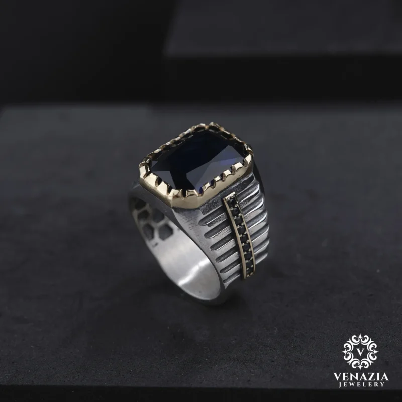VeNAZIA 30-10-20232912 copy Oniks Taşlı Gümüş Yüzük Modeli