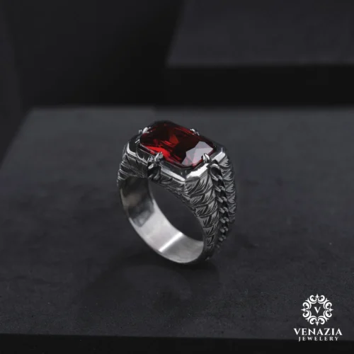 VeNAZIA 30-10-20232922 copy Kırmızı Zirkon Taşlı Gümüş Yüzük Modeli