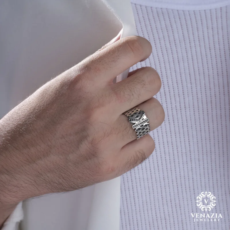Gümüş Erkek Yüzük Modeli