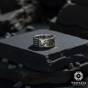 Eşlere Özel Harfli Gümüş Yüzük Modeli