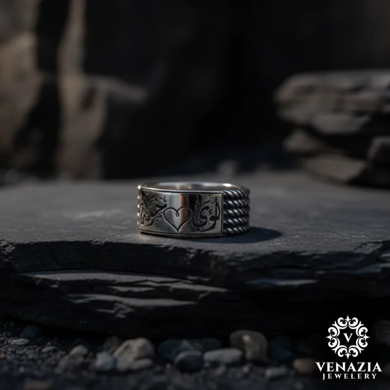 Eşlere Özel isimli Gümüş Yüzük Modeli