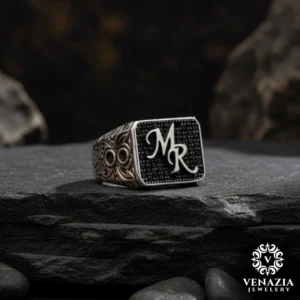 Eşlere Özel Harfli Gümüş Yüzük Modeli