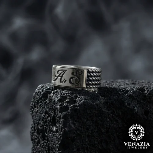 u Eşlere Özel Harfli Gümüş Yüzük Modeli